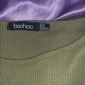 olive green crop top,